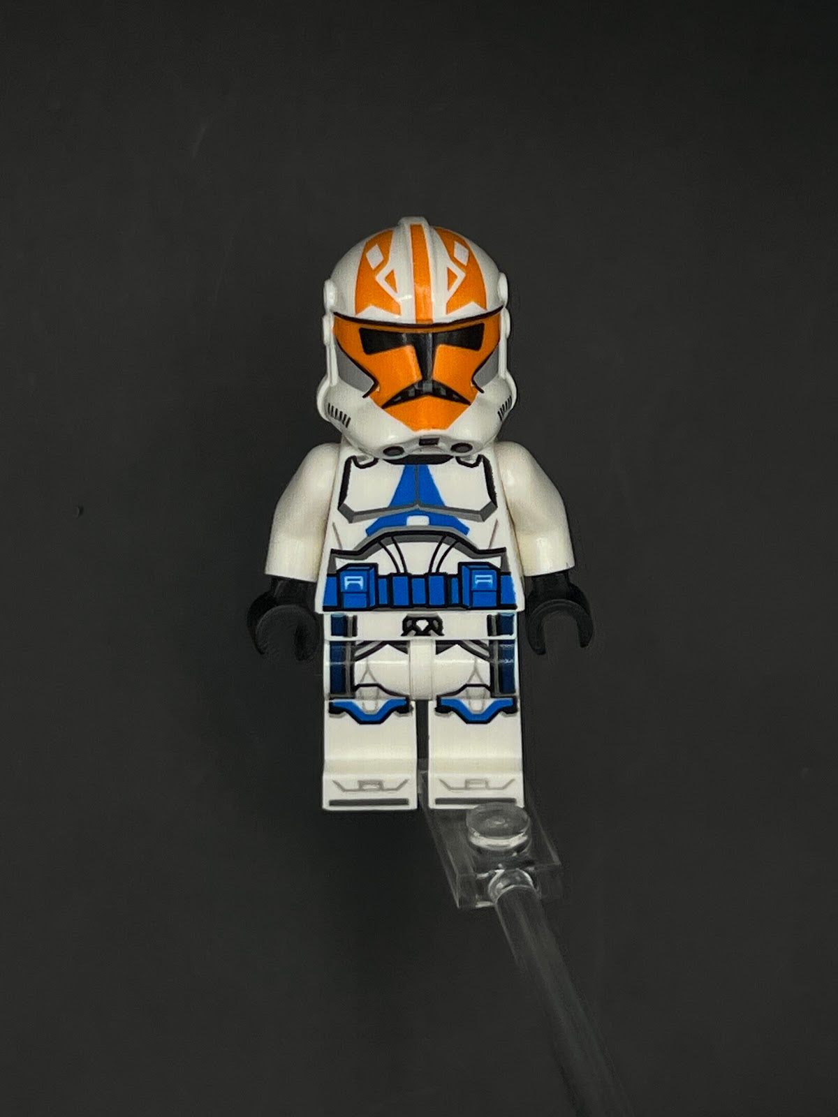 LEGO Minifigura Clone Trooper 501St Legion Casco Naranja Con Traje Azul - Star Wars Épica