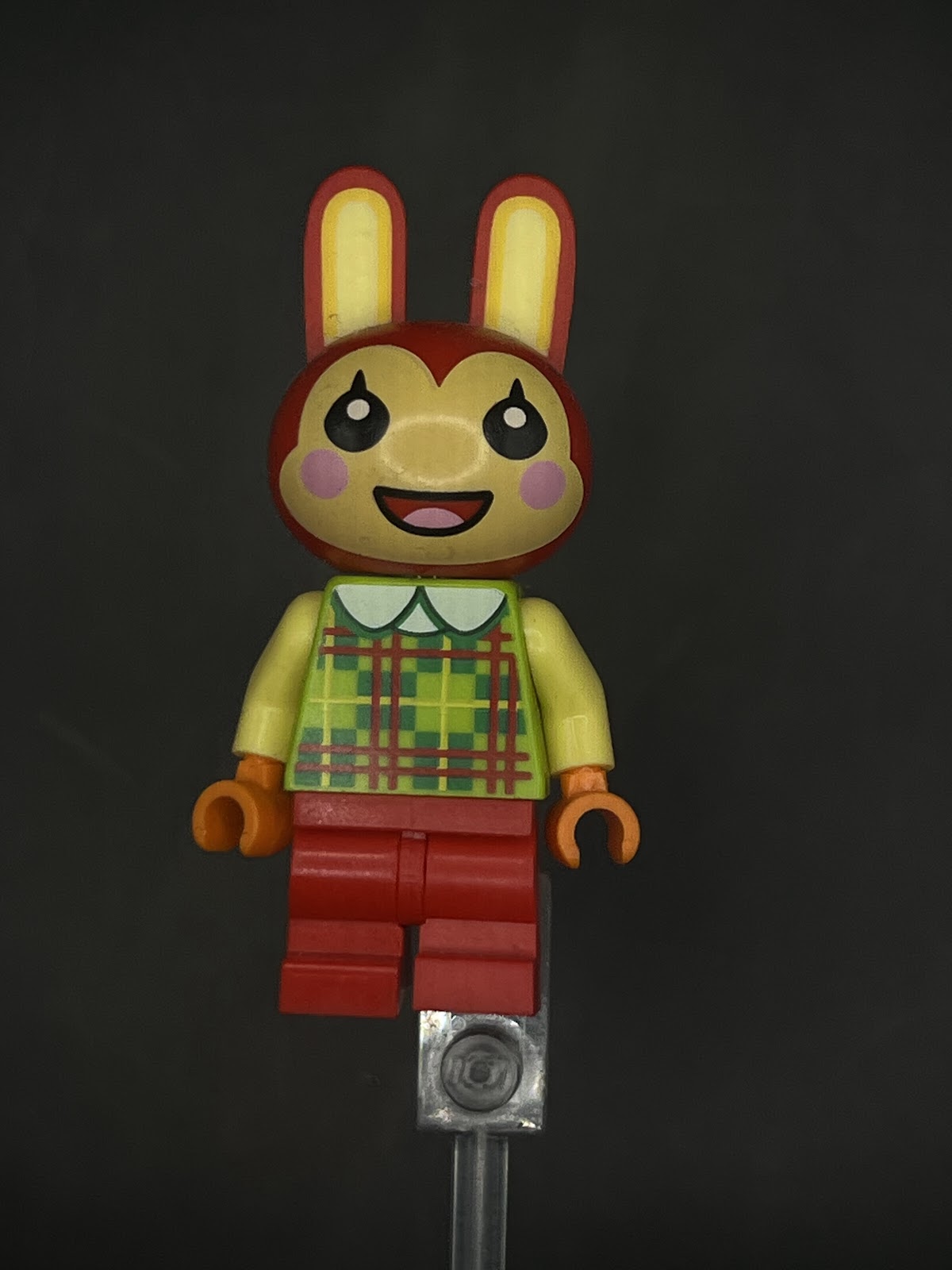 LEGO Minifigura Bunnie - Colección Épica
