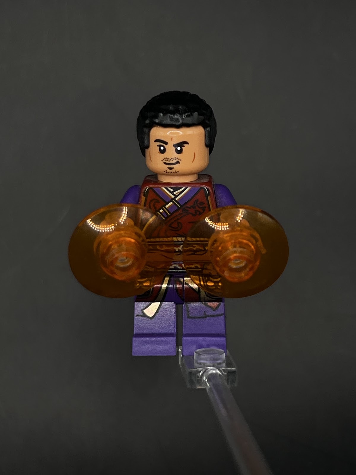 LEGO Minifigura Wong - Marvel Épica