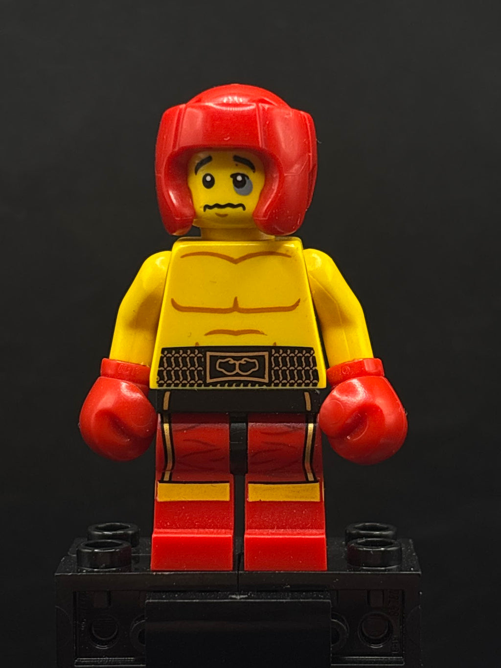 Boxer, Series 5 (Minifigure Only without Stand and Accessories) - Foto real - DagaBlocks