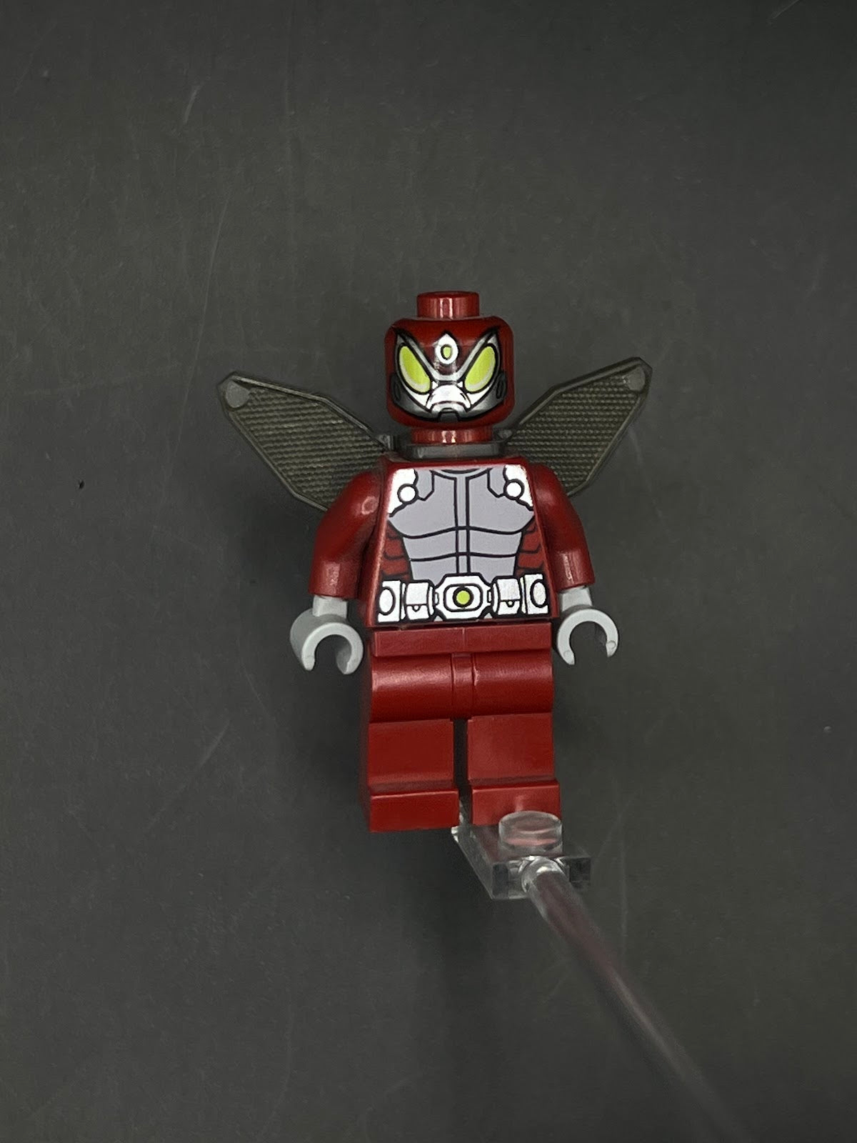 LEGO Minifigura Beetle - Marvel Legendaria