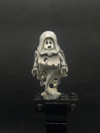 Specter, Series 14 (Minifigure Only without Stand and Accessories) - Foto real - DagaBlocks