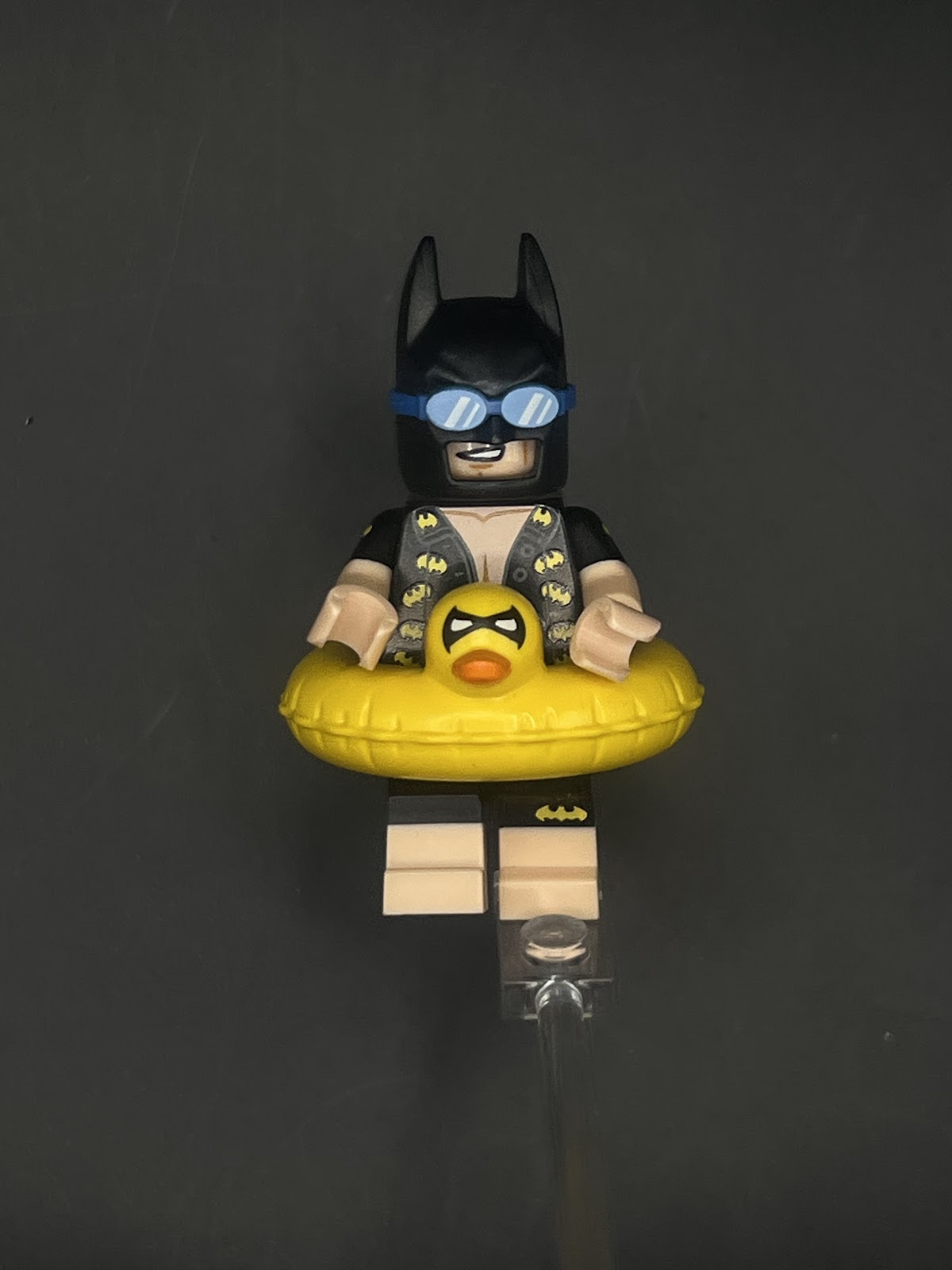 LEGO Minifigura Batman Con Gogles Y Pato - DC Legendaria