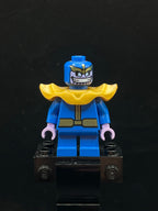 Thanos - Minifigure, Blue Outfit - Foto real - DagaBlocks