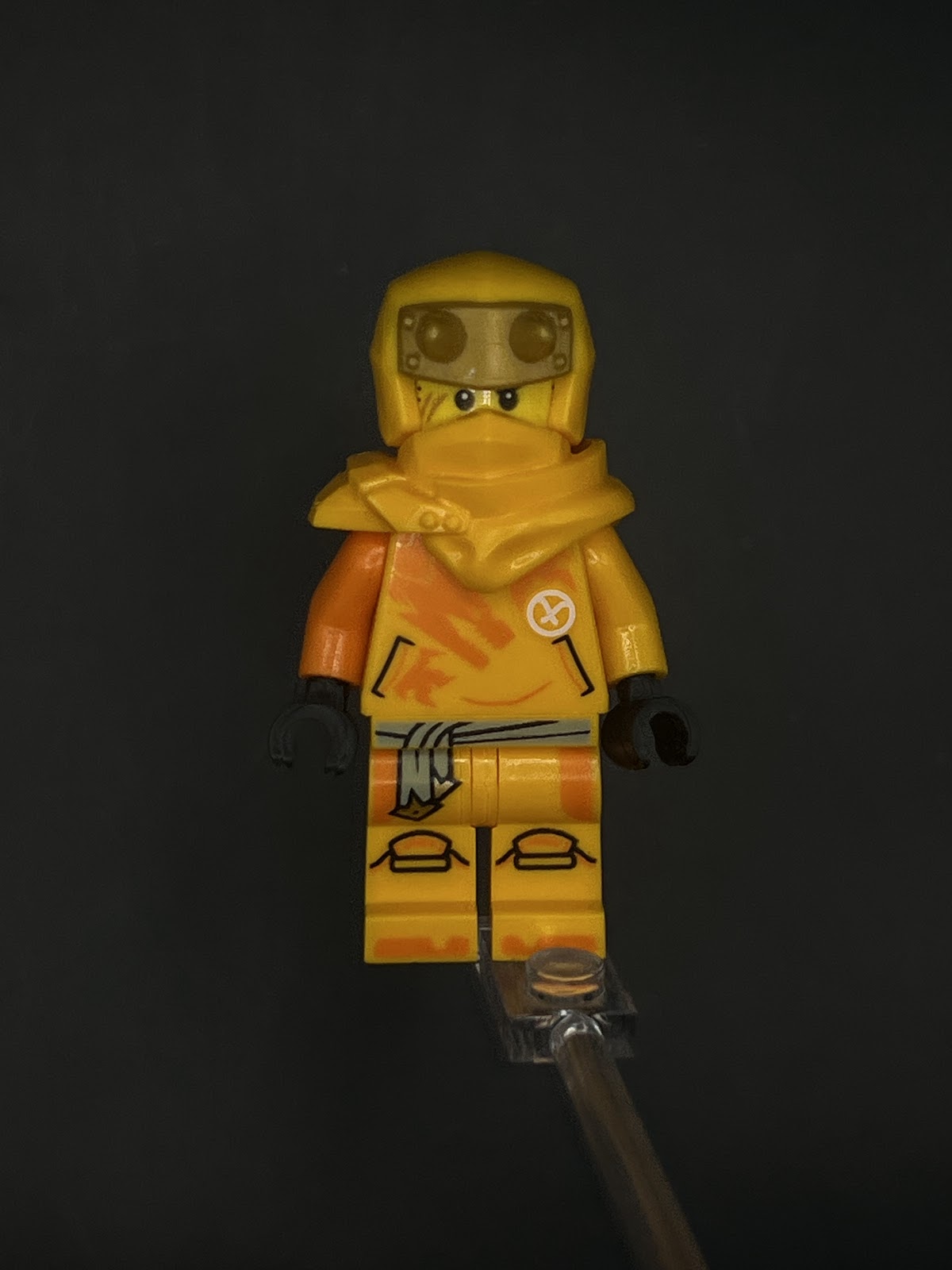 LEGO Minifigura Arin Dorado Con Cuernos - Ninjago Épica