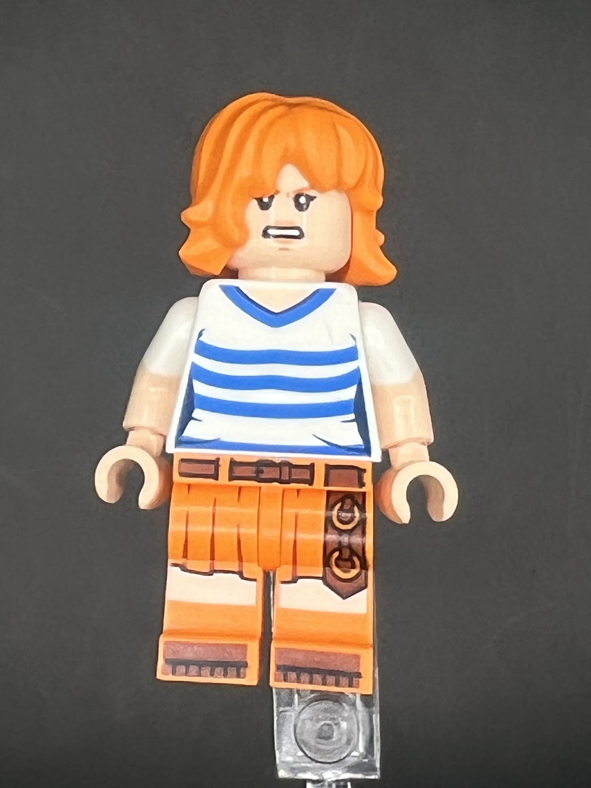 LEGO Minifigura Nami Playera Azul - Colección Épica