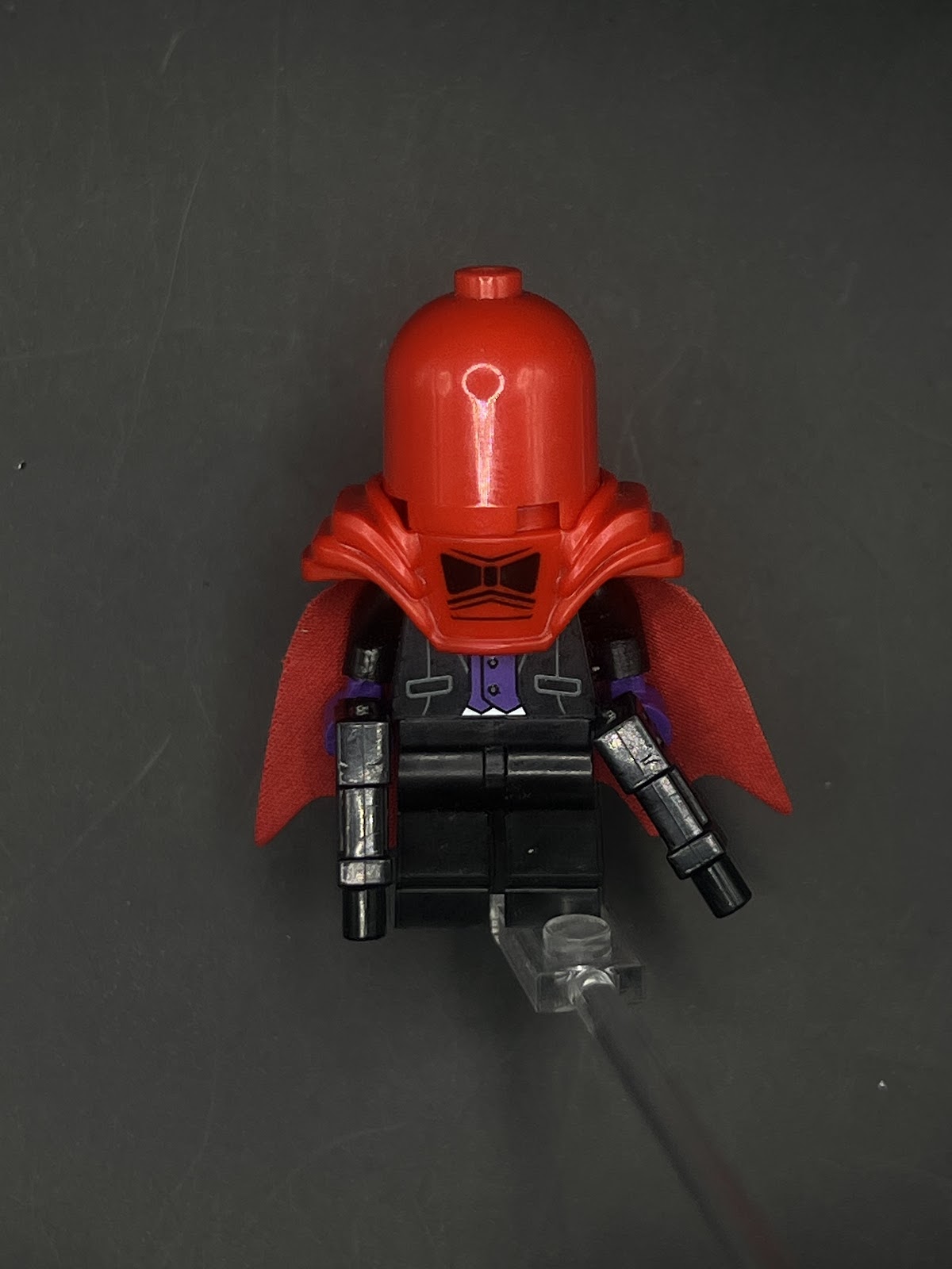 LEGO Minifigura Red Hood - DC Legendaria