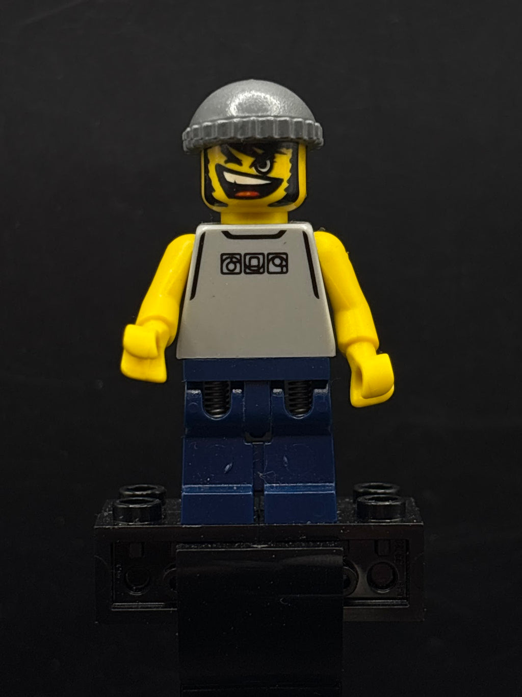 Basketball Street Player, Light Gray Torso and Dark Blue Legs - Foto real - DagaBlocks