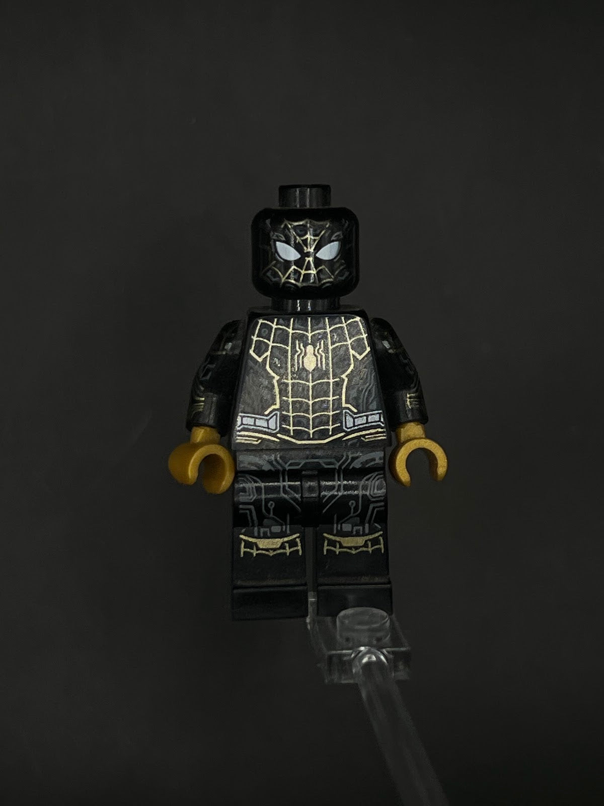LEGO Minifigura Spiderman Negro Con Dorado - Marvel Épica