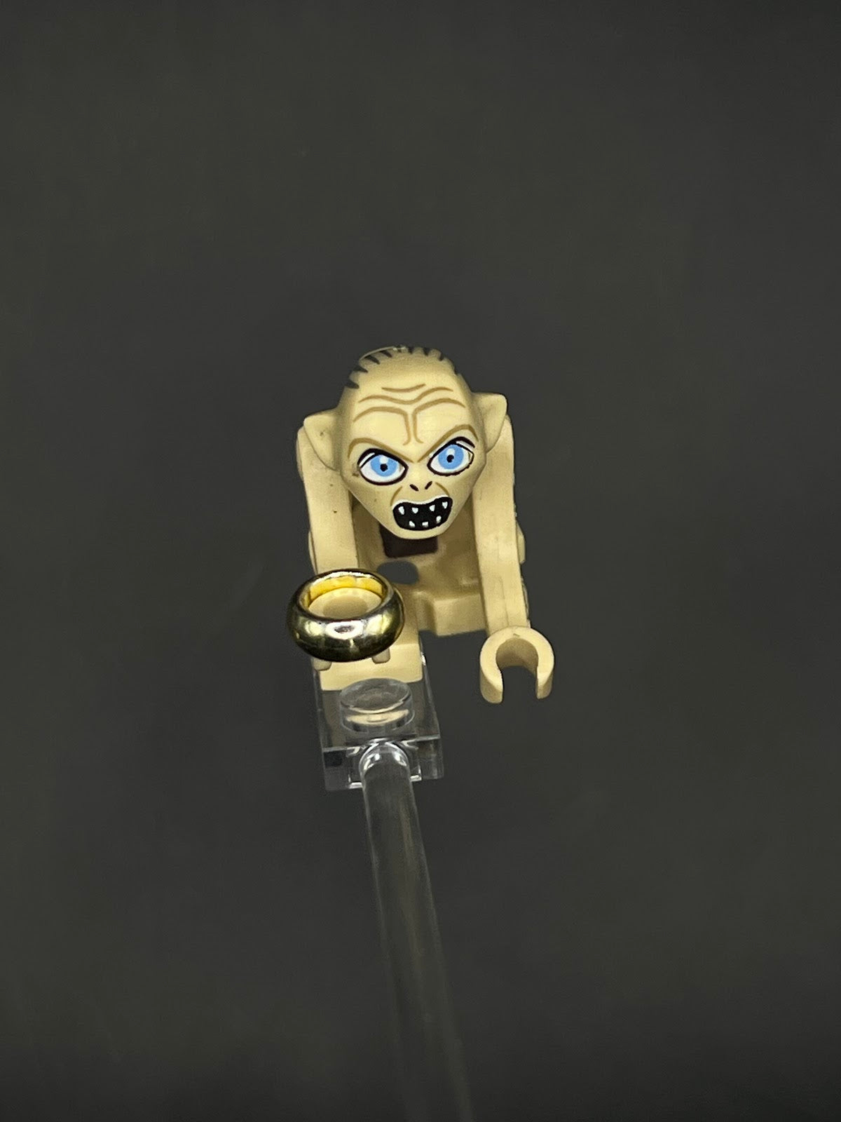 LEGO Minifigura Gollum Ojos Mas Abiertos - Colección Legendaria