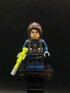 ACU Guard - Female, Dark Brown Hair, Light Nougat Head - Foto real - DagaBlocks