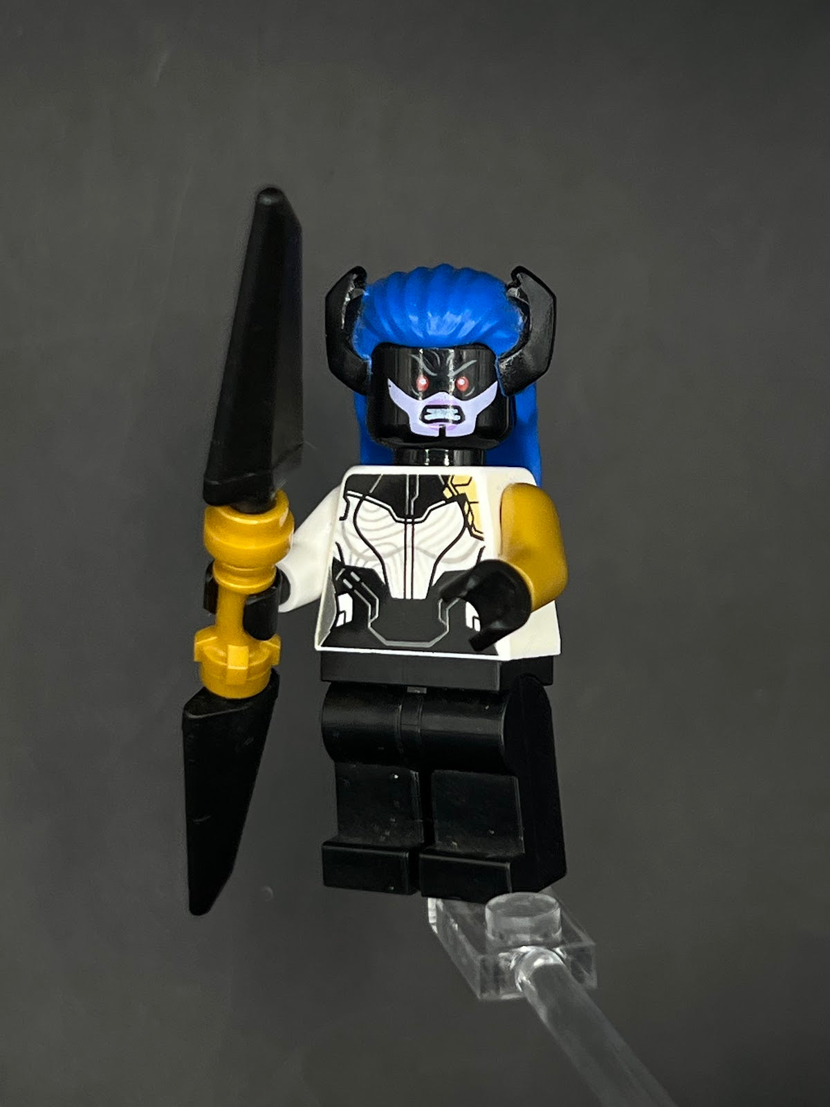 LEGO Minifigura Proxima Midnight - Marvel Épica