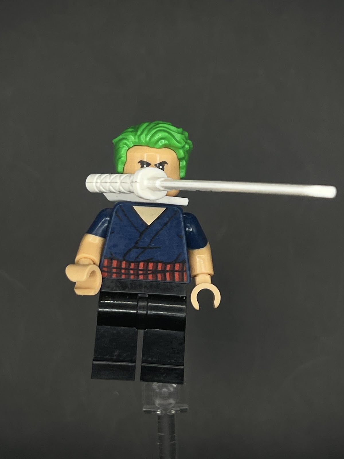 LEGO Minifigura Roronoa Zoro - Colección Épica