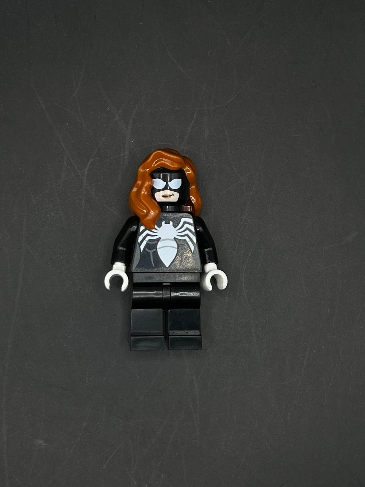 LEGO Minifigura Spider Woman Negra - Marvel Legendaria