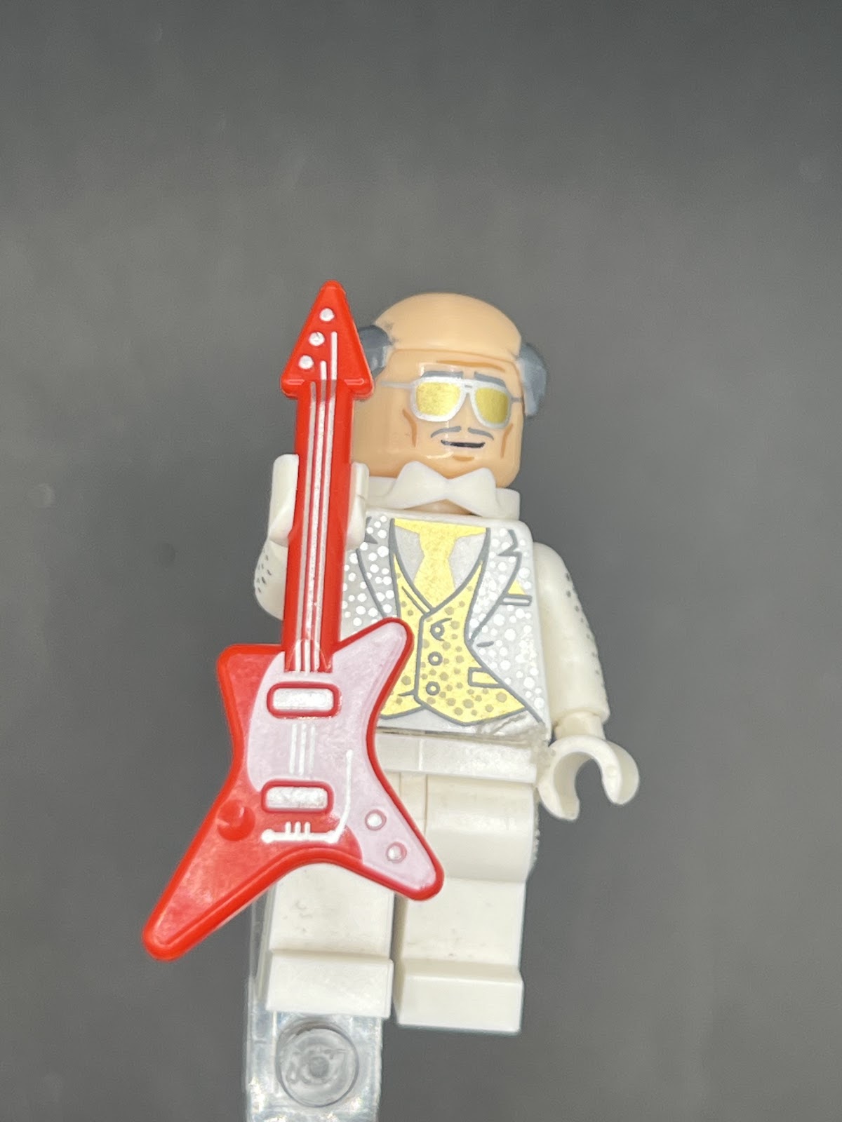 LEGO Minifigura Alfred Blanco Con Capita Atrás - DC Épica