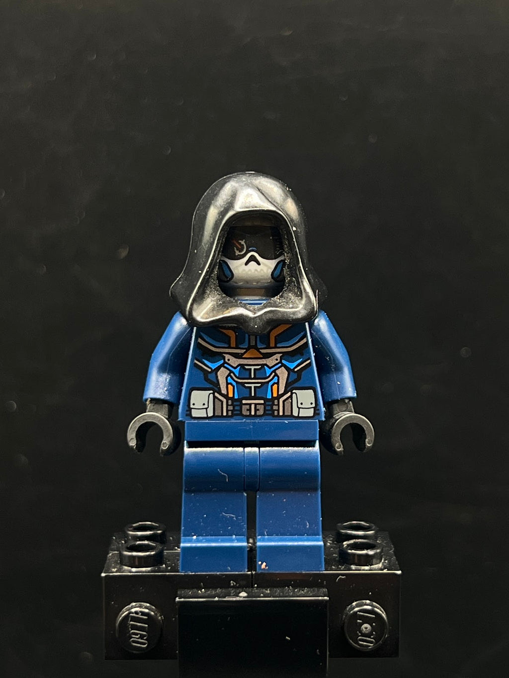 Taskmaster - Black Hood - Foto real - DagaBlocks