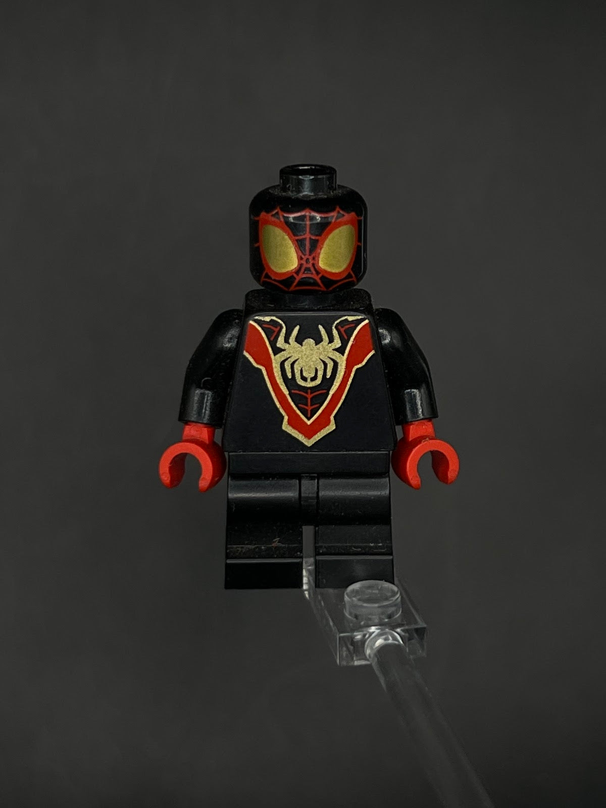 LEGO Minifigura Miles Spin Morales Dorado Y Rojo - Marvel Épica