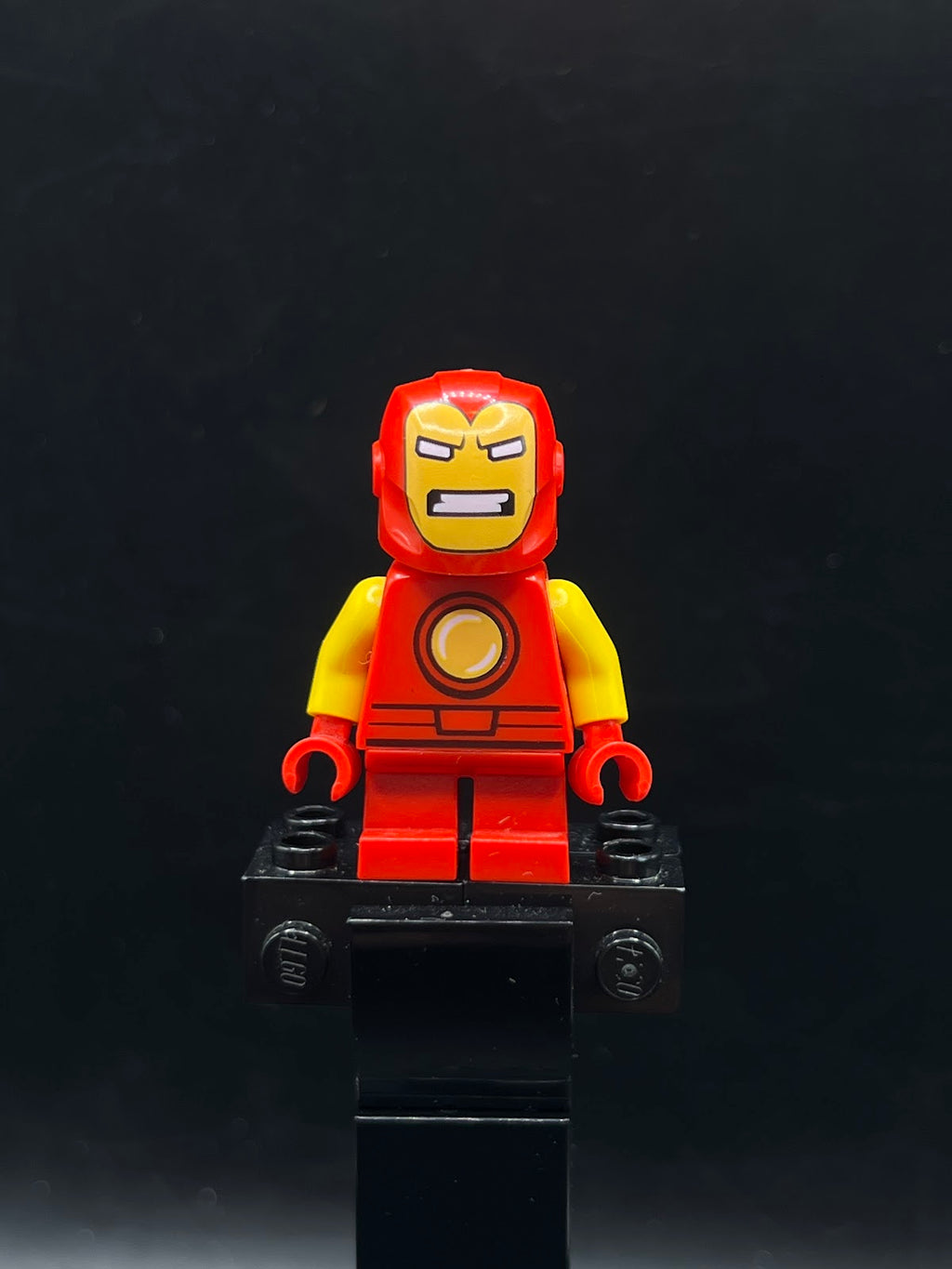 Iron Man - Short Legs - Foto real - DagaBlocks