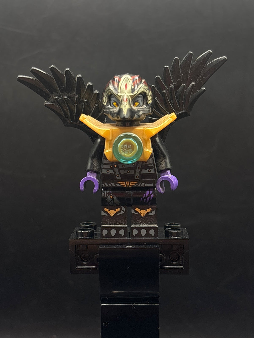Razar - Pearl Gold Armor - Foto real - DagaBlocks