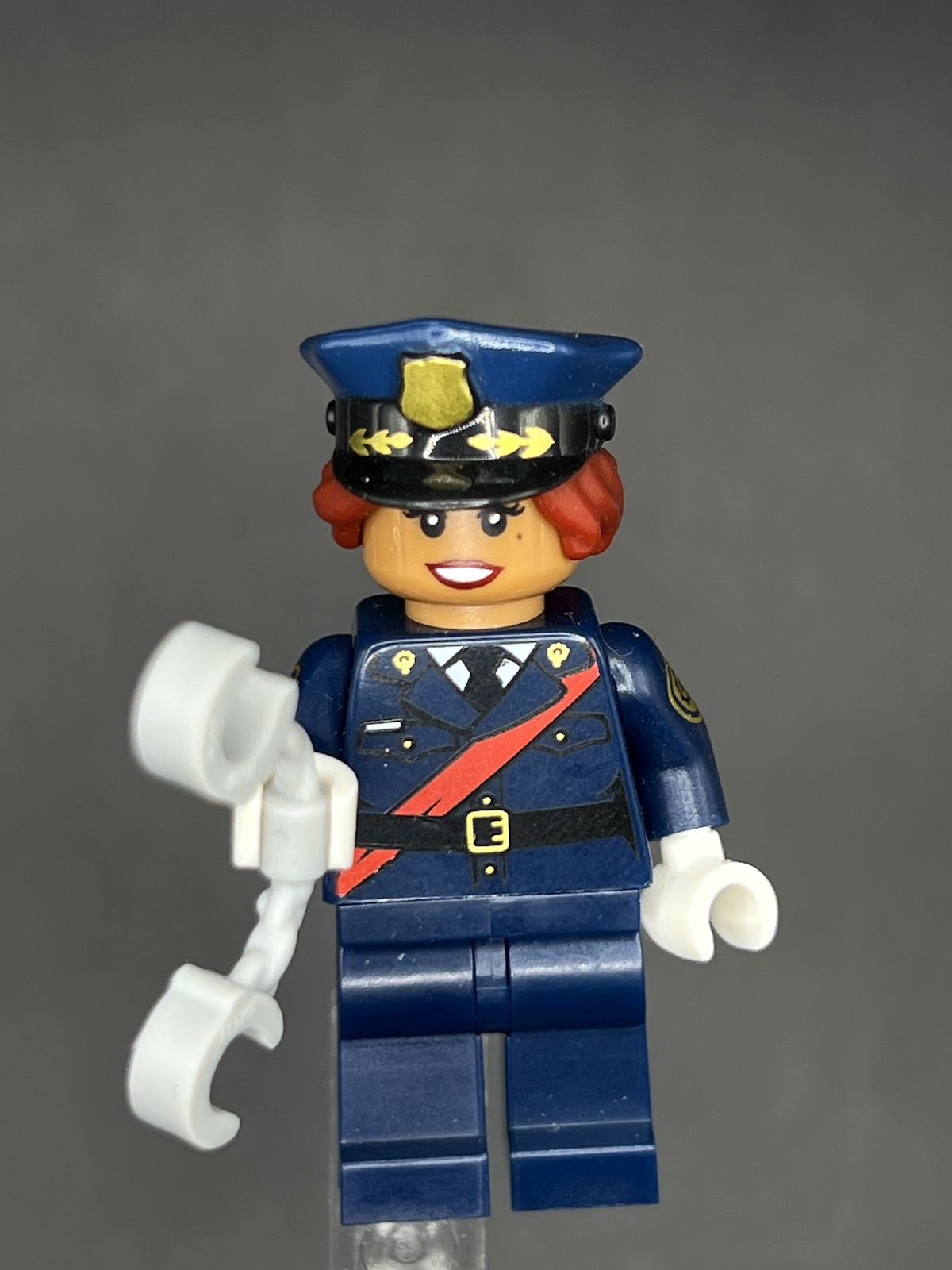 LEGO Minifigura Barbara Gordon - DC Épica