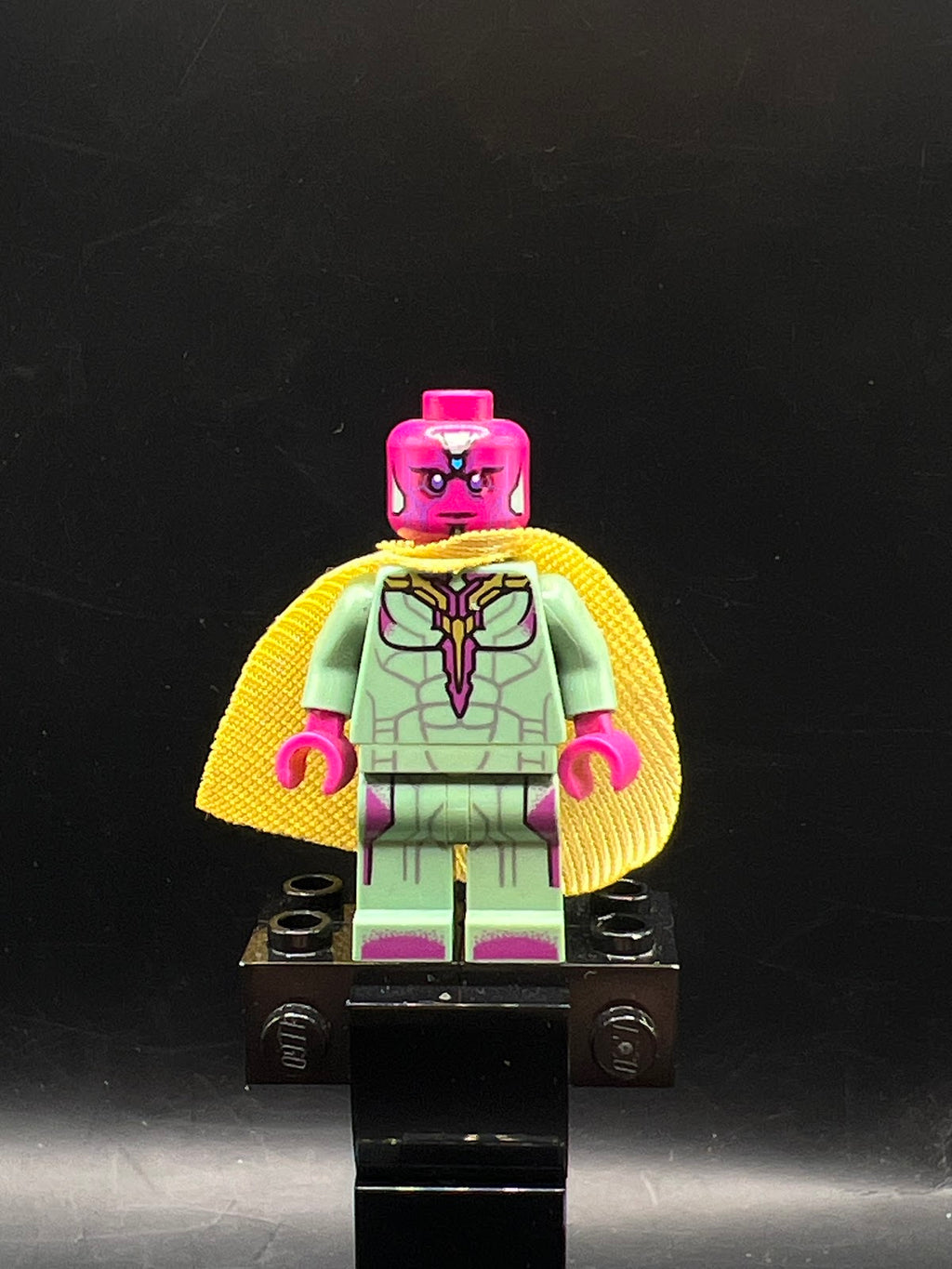 Vision - Sand Green, Yellow Spot on Forehead - Foto real - DagaBlocks