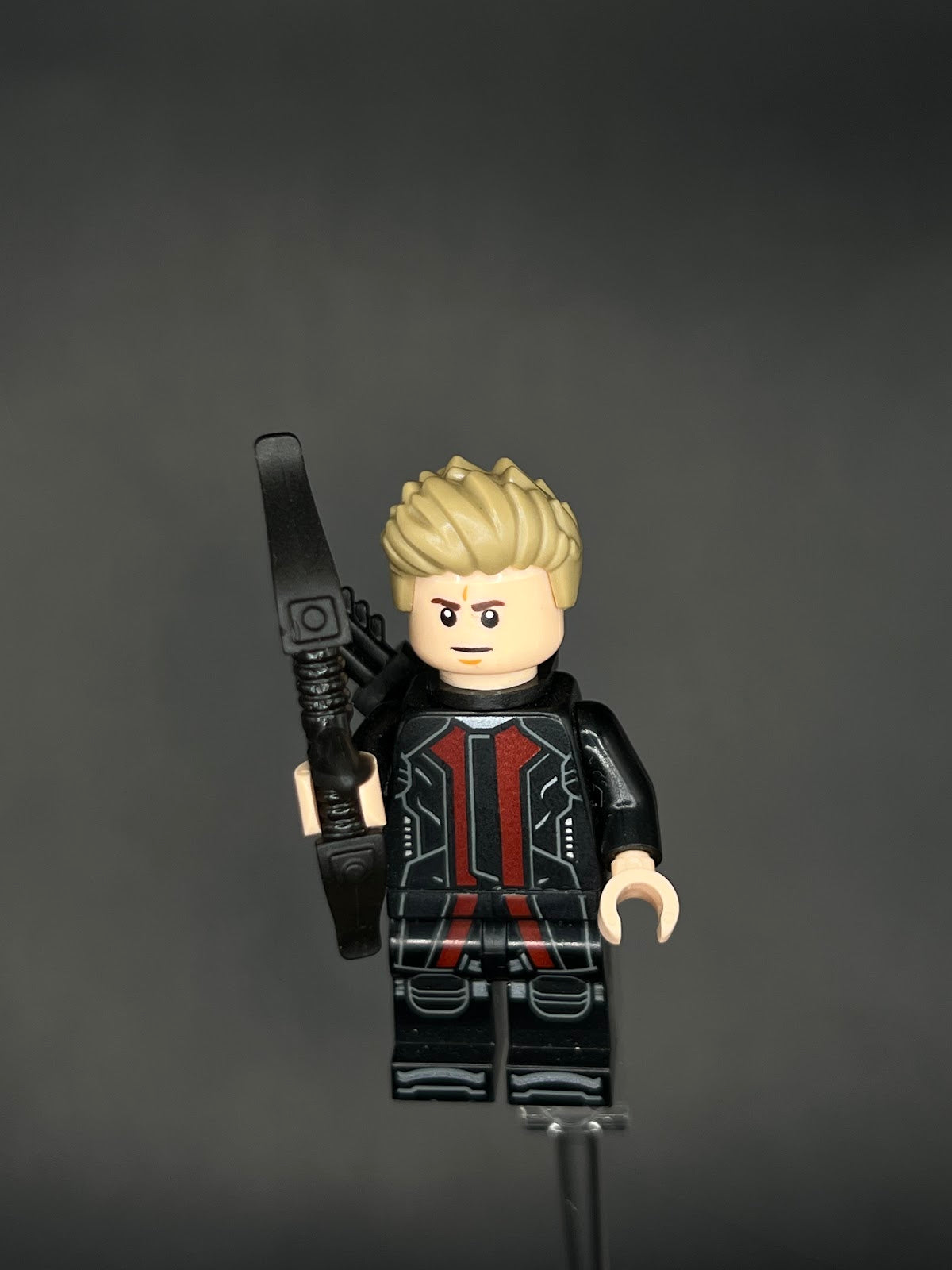 LEGO Minifigura Hawkeye Traje Con Rojo - Marvel Legendaria