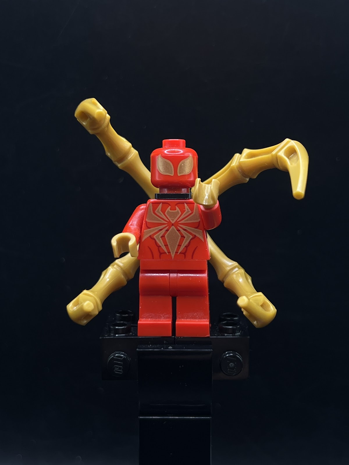 Iron Spider - Bony Appendages - Foto real - DagaBlocks