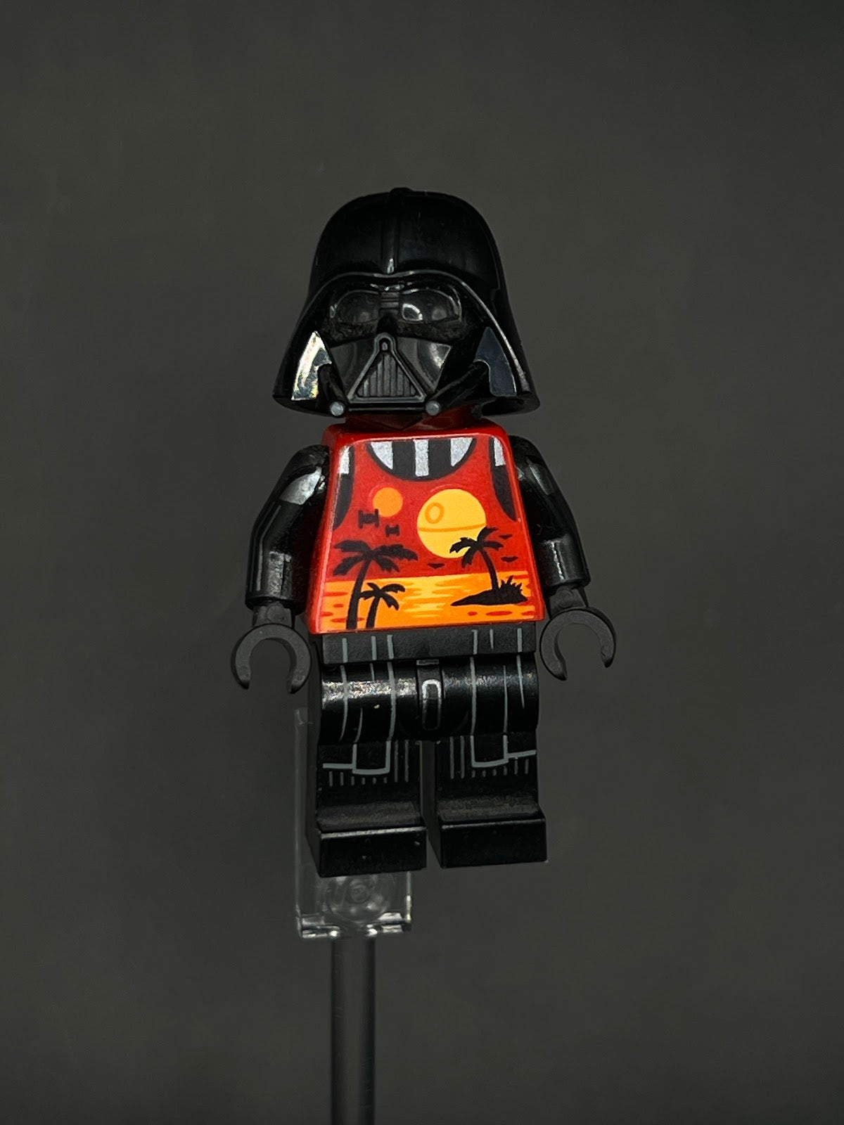 LEGO Minifigura Darth Vader Playera De Verano - Star Wars Legendaria