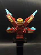 Iron Man - Mark 50 Armor, Small Helmet Visor, Wings with Stickers - Foto real - DagaBlocks
