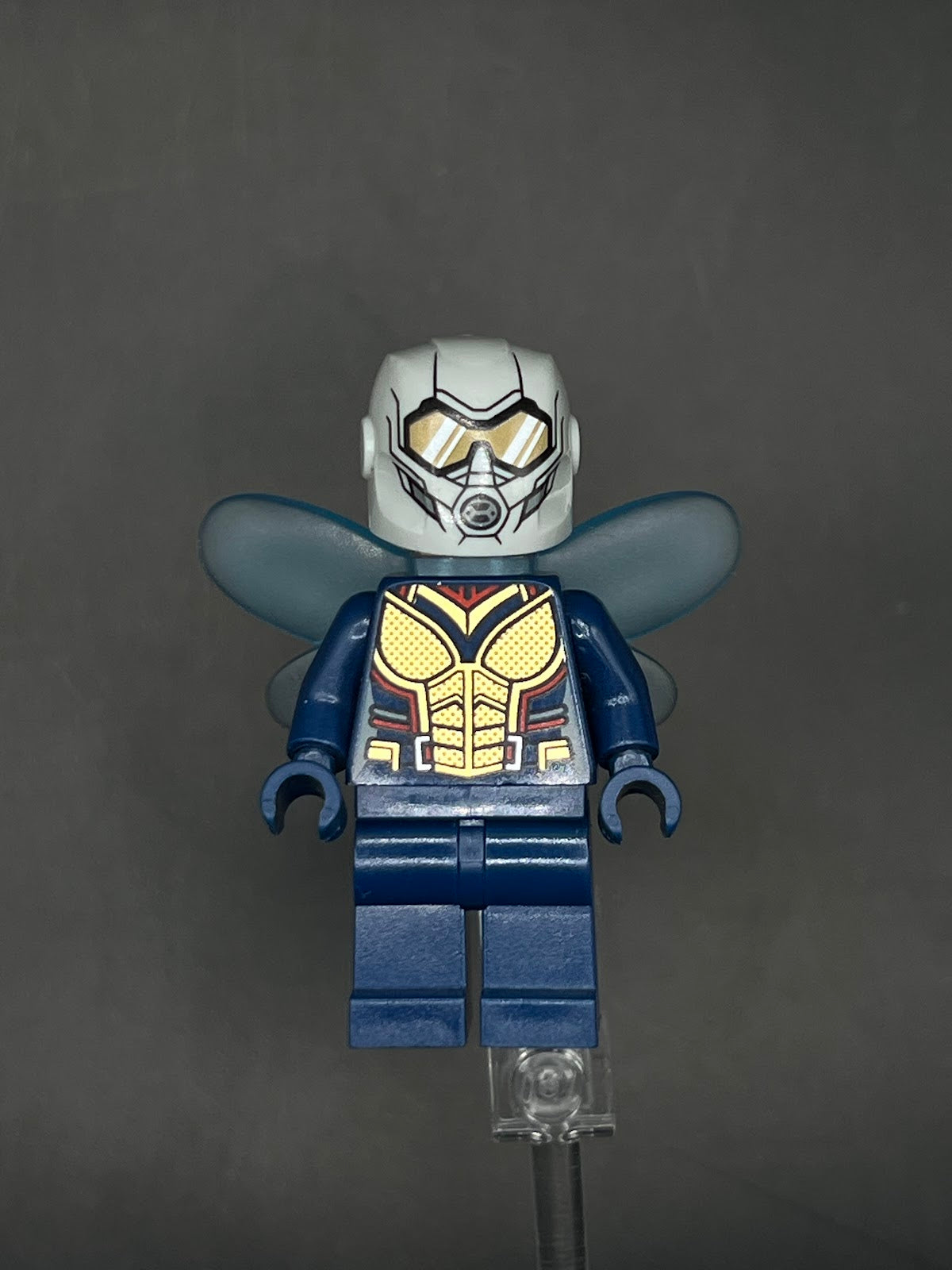 LEGO Minifigura The Wasp Alas Azules - Marvel Legendaria