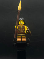 Warrior Woman, Series 10 (Minifigure Only without Stand and Accessories) - Foto real - DagaBlocks