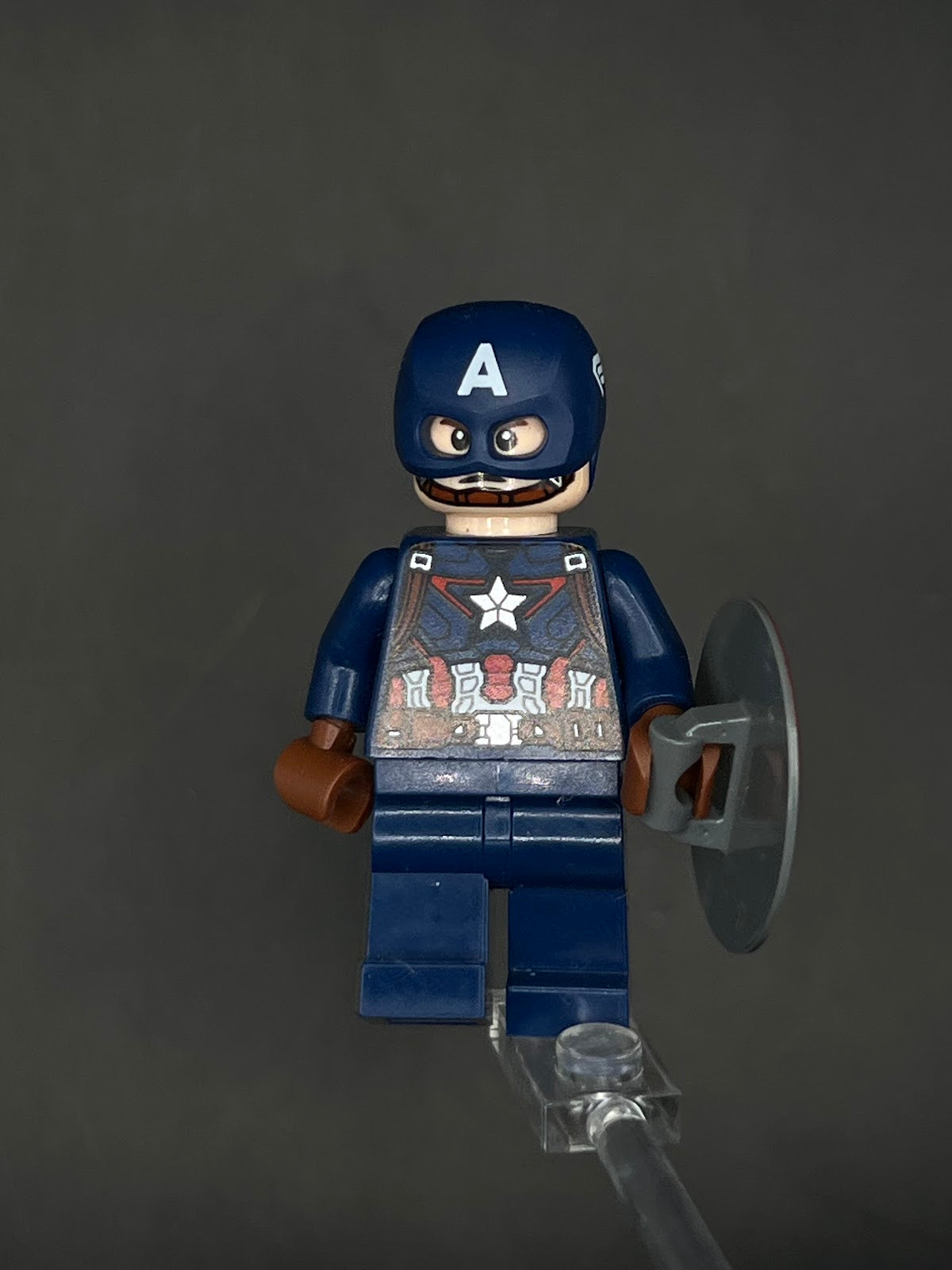 LEGO Minifigura Capitan America Casco Con Correa - Marvel Épica