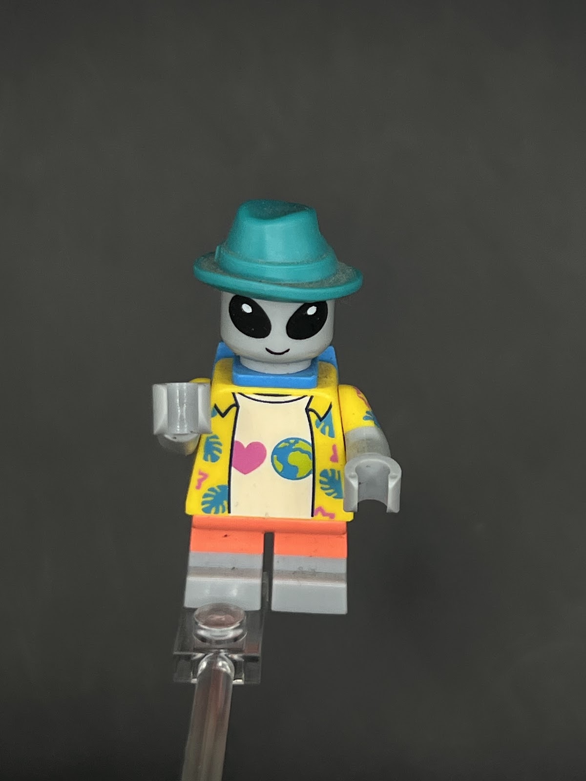 LEGO Minifigura Alien Tourist - Colección Épica