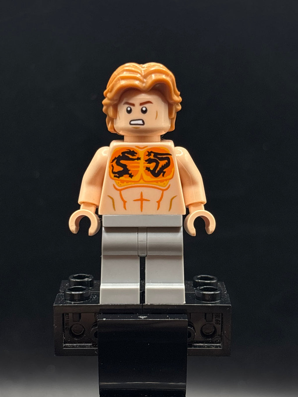 Aldrich Killian - Bare Chest with Dragon Tattoos - Foto real - DagaBlocks