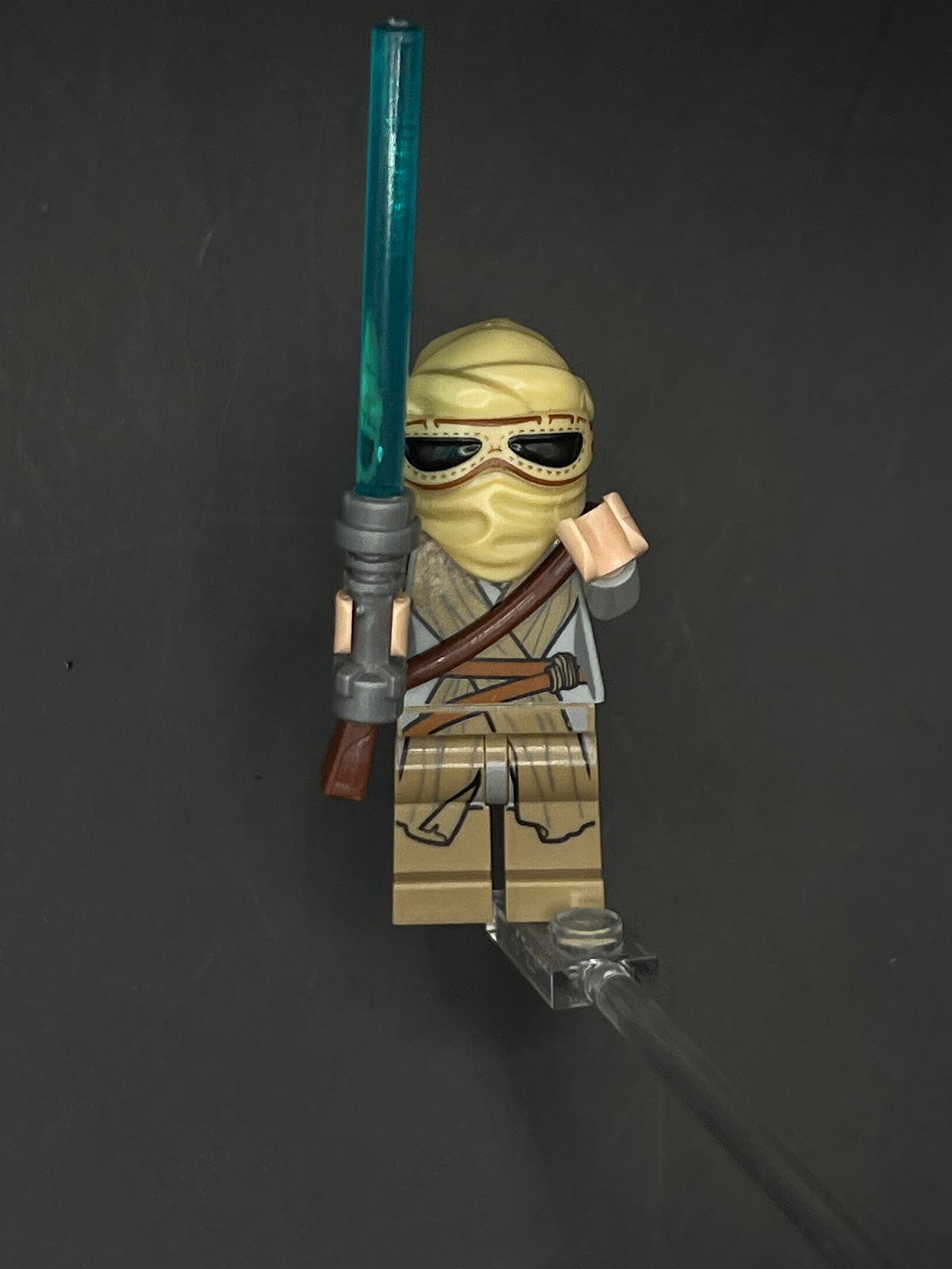 LEGO Minifigura Rey Dark Tan Tied Robe - Star Wars Épica