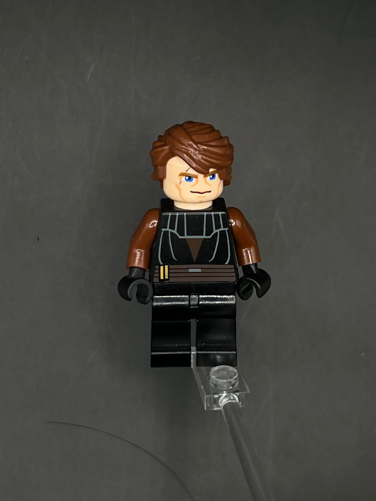 LEGO Minifigura Anakin Skywalker Cicatriz - Star Wars Épica