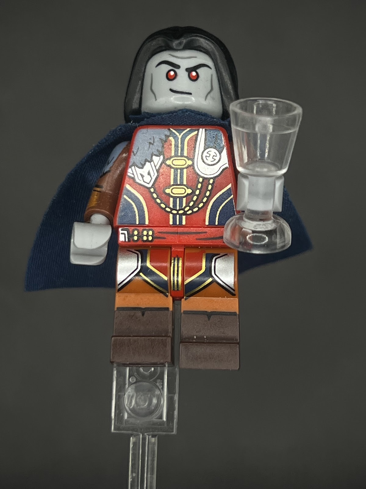 LEGO Minifigura Strahd Von Zarovich - Colección Épica