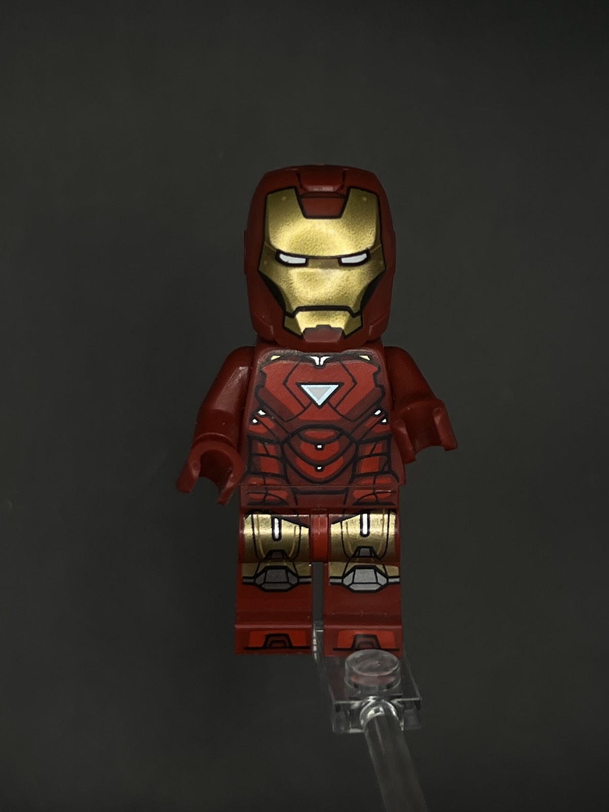 LEGO Minifigura Iron Man Mark 6 - Marvel Épica