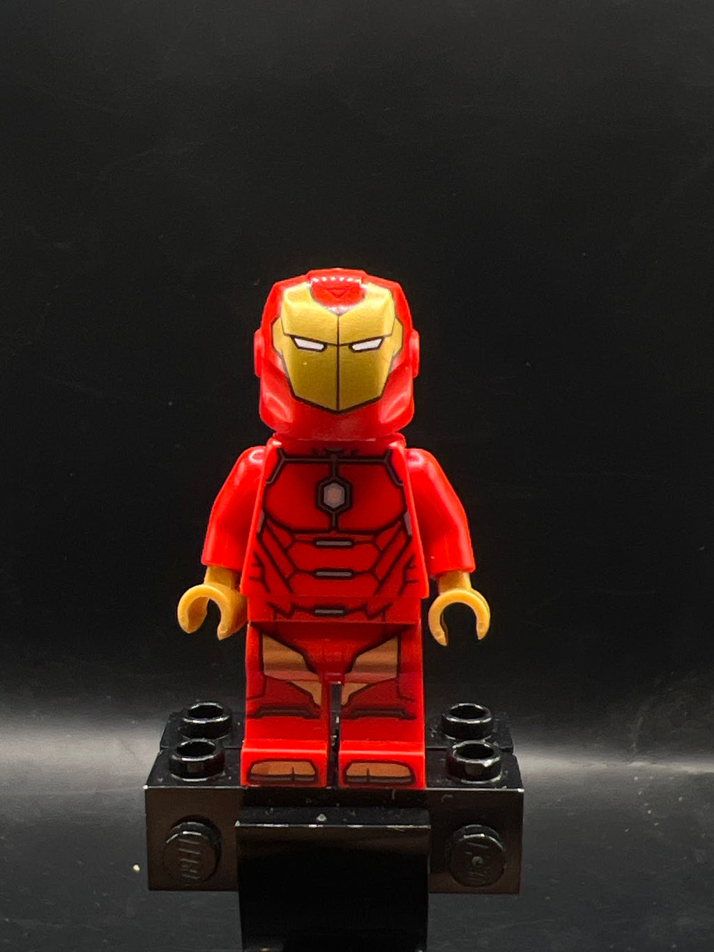 Invincible Iron Man - Foto real - DagaBlocks