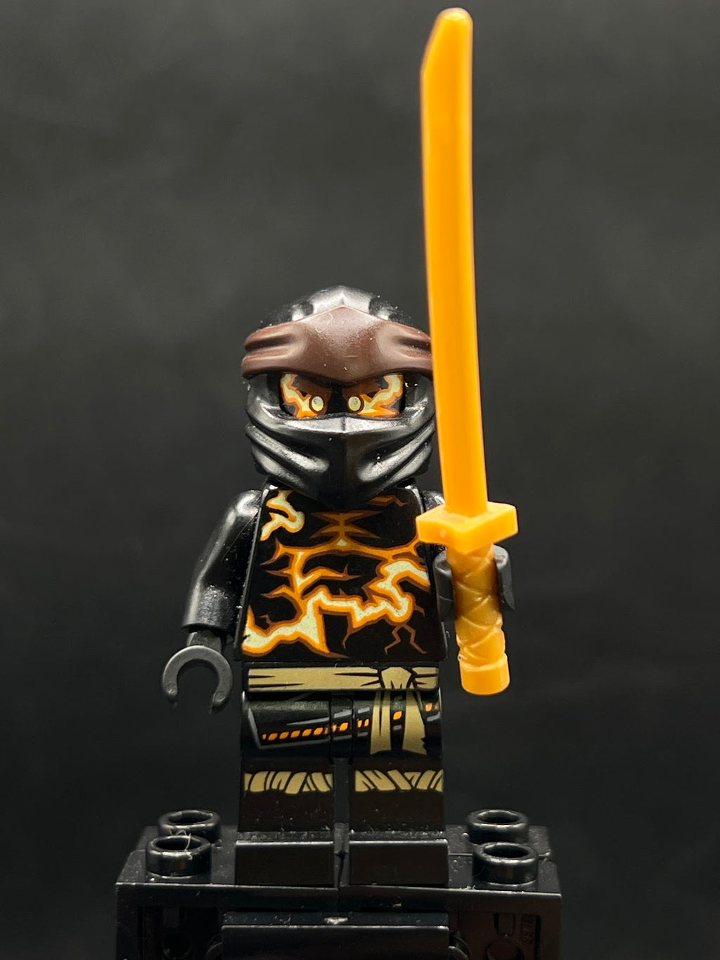 Cole - Spinjitzu Burst - Foto real - DagaBlocks