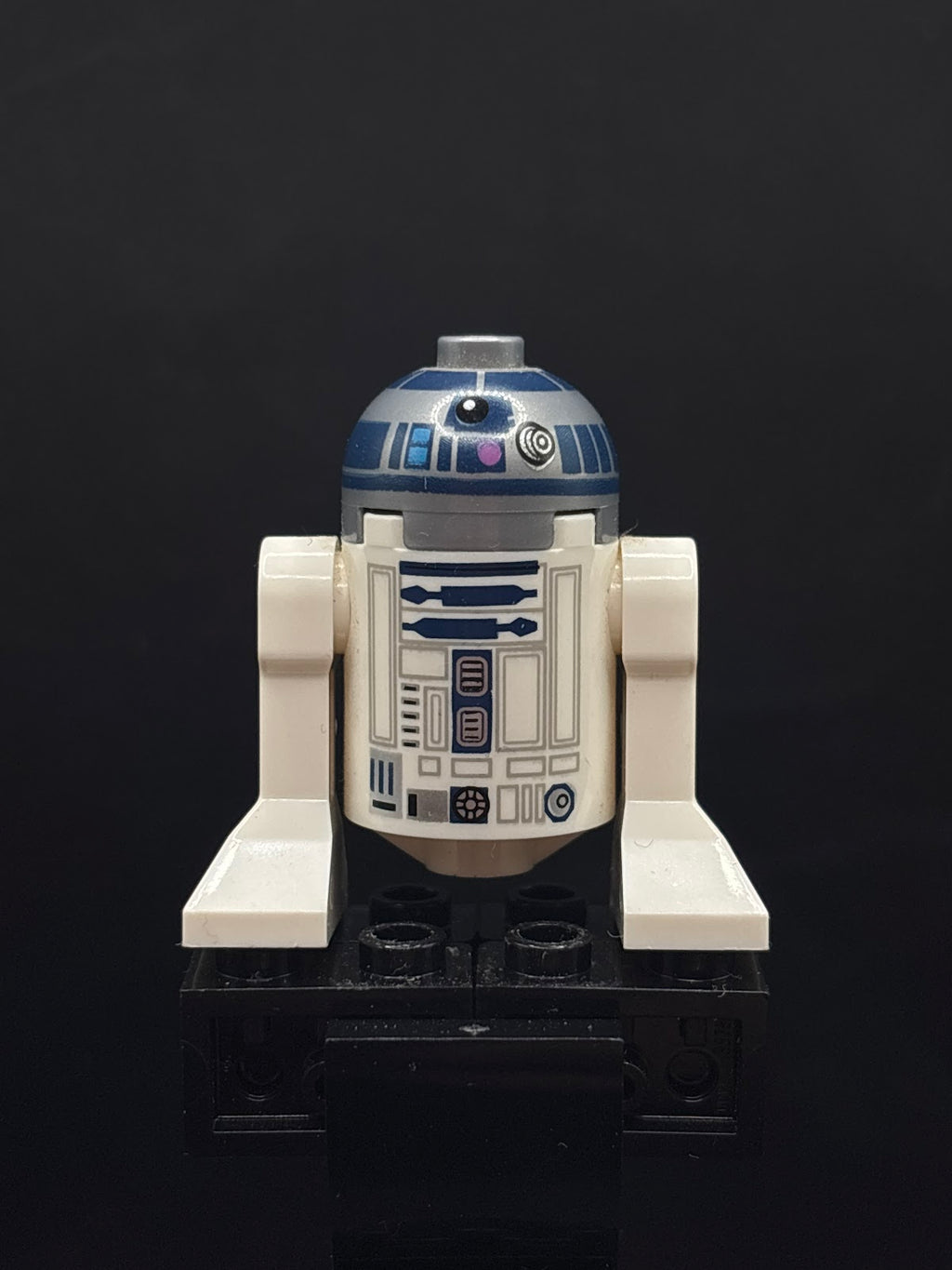 Astromech Droid, R2-D2 - Flat Silver Head, Dark Pink Dots, Large Receptor, Back Printing - Foto real - DagaBlocks
