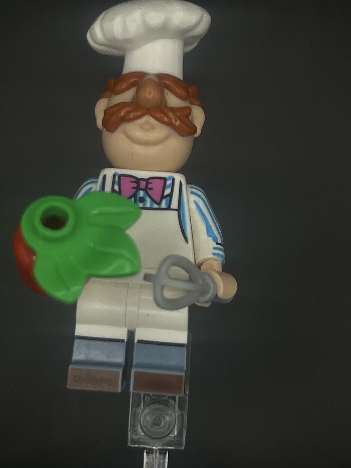 LEGO Minifigura Swedish Chef The Muppets - Colección Épica