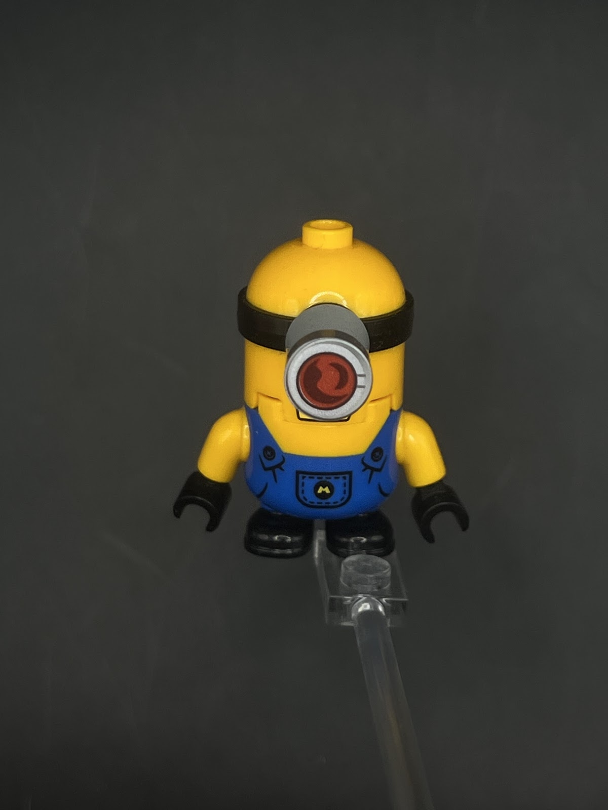 LEGO Minifigura Mega Minion Mel - Disney Épica