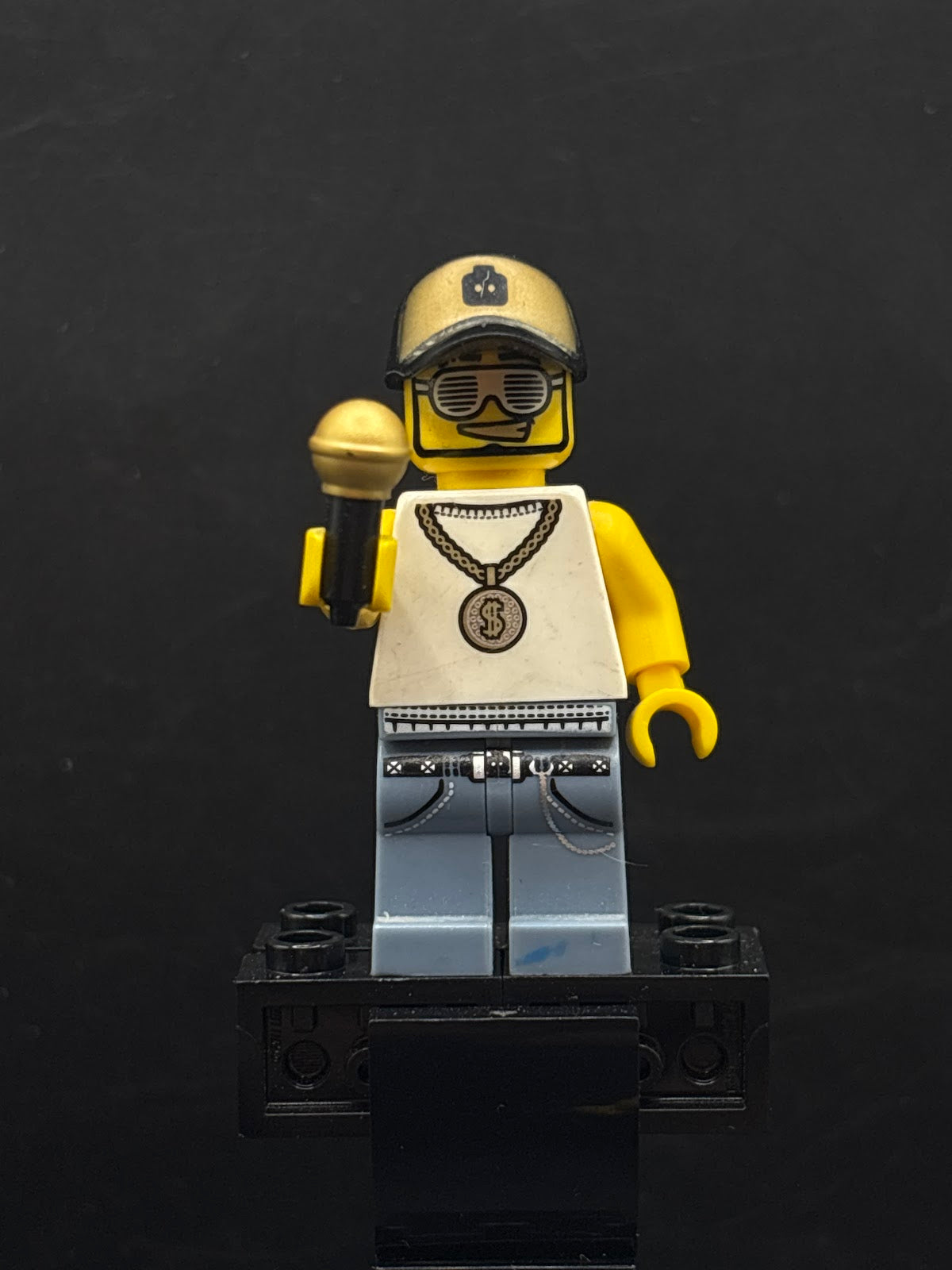 Rapper, Series 3 (Minifigure Only without Stand and Accessories) - Foto real - DagaBlocks