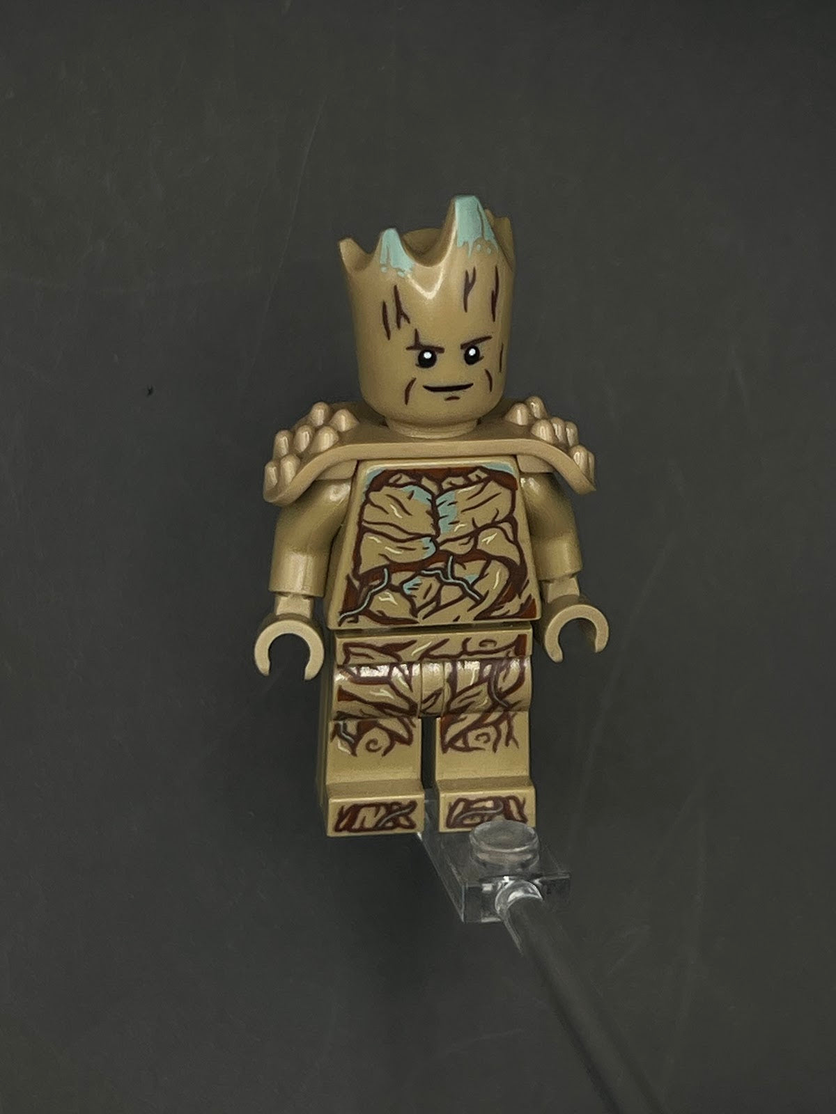 LEGO Minifigura Groot - Marvel Épica