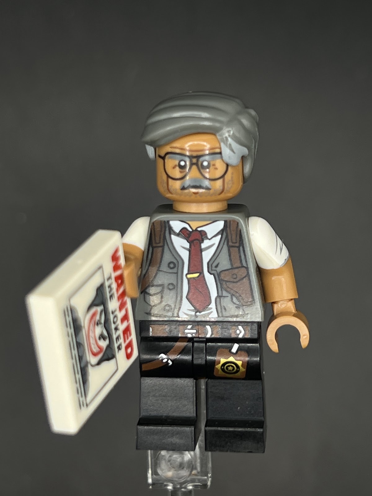 LEGO Minifigura Comisionado Gordon - DC Épica
