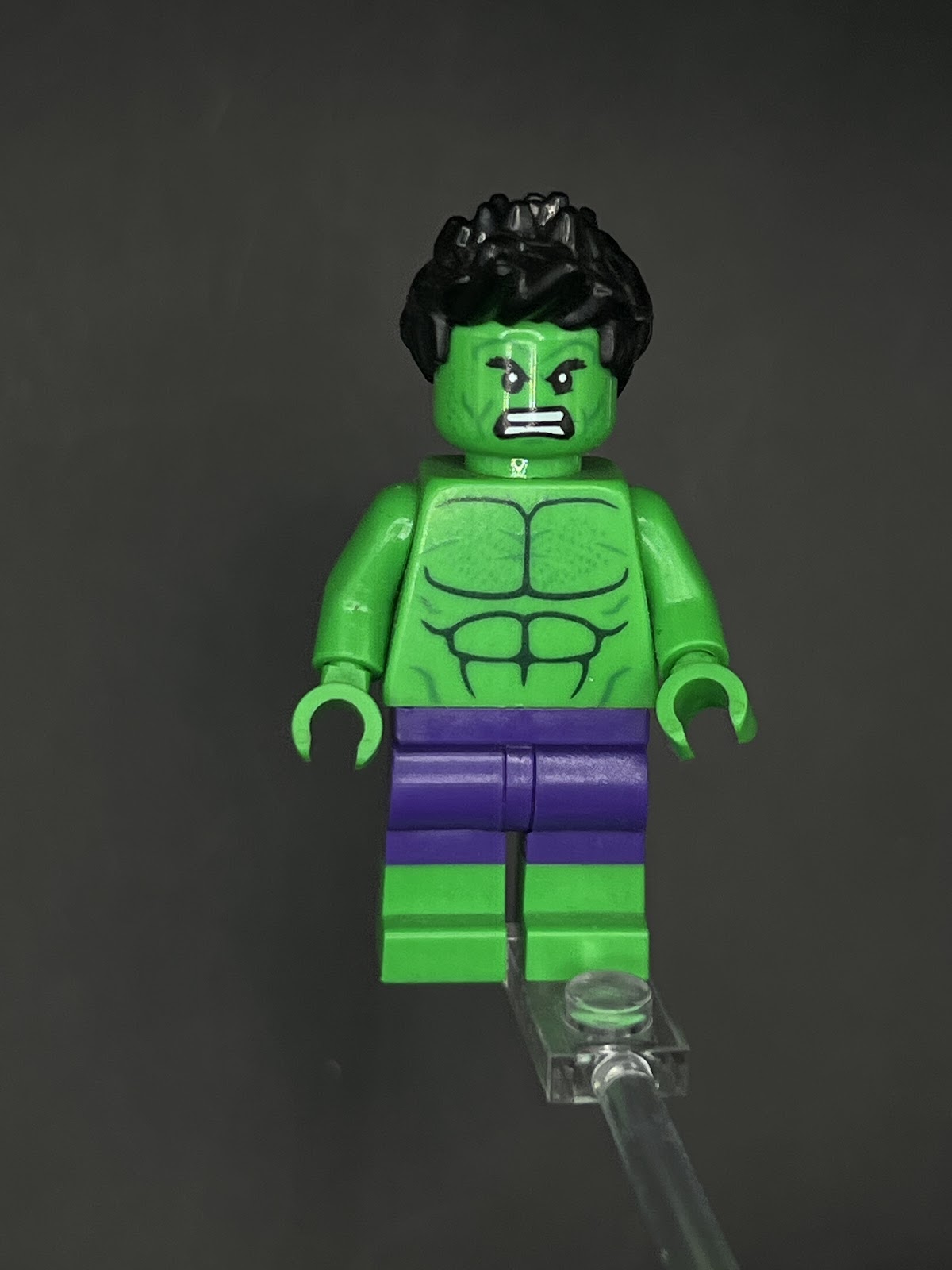 LEGO Minifigura Hulk Pantalon Morado - Marvel Épica