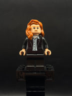 Lois Lane - Black Suit - Foto real - DagaBlocks