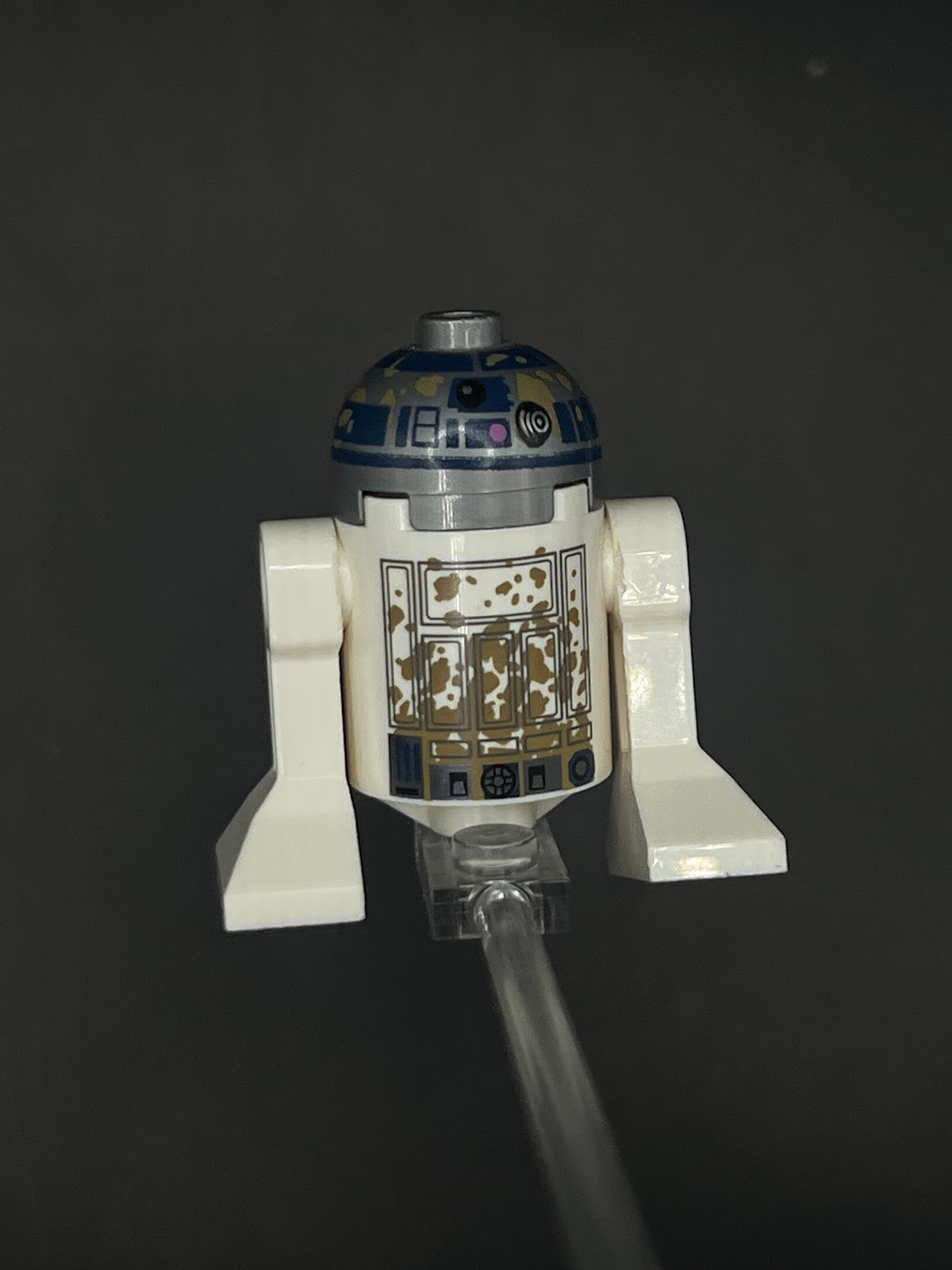 LEGO Minifigura R2-D2 Con Lodo - Star Wars Épica