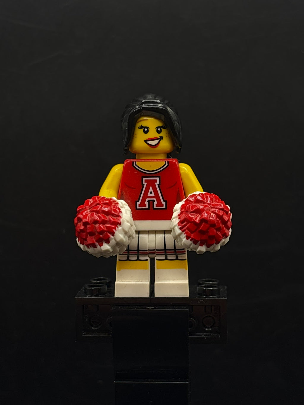 Red Cheerleader, Series 8 (Minifigure Only without Stand and Accessories) - Foto real - DagaBlocks